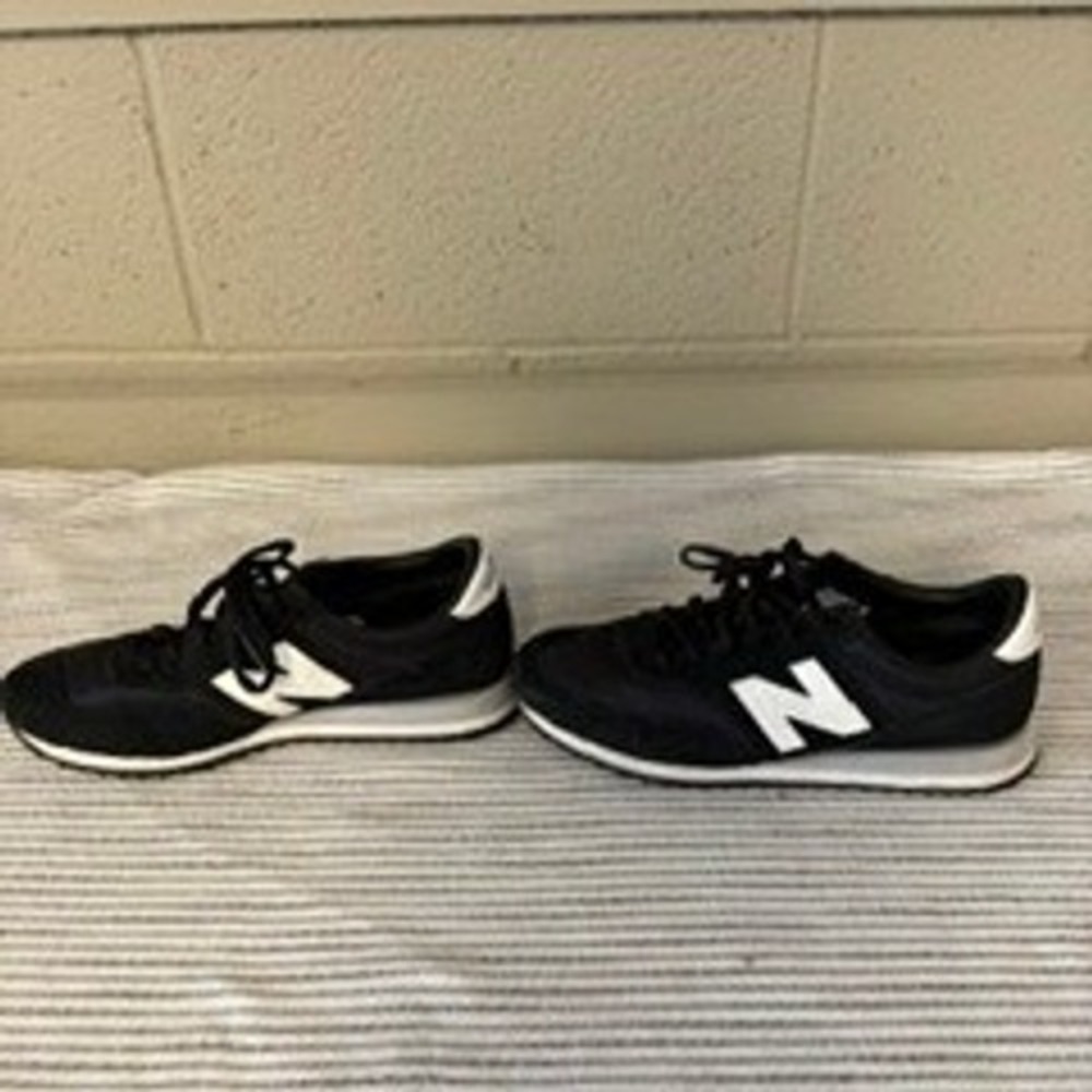 New Balance 620 Womens Sneakers Black White Low Top Running Shoes Size 8 - Picture 6 of 8